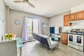 1BR - King Bed Apt with Netflix - PRIME Location